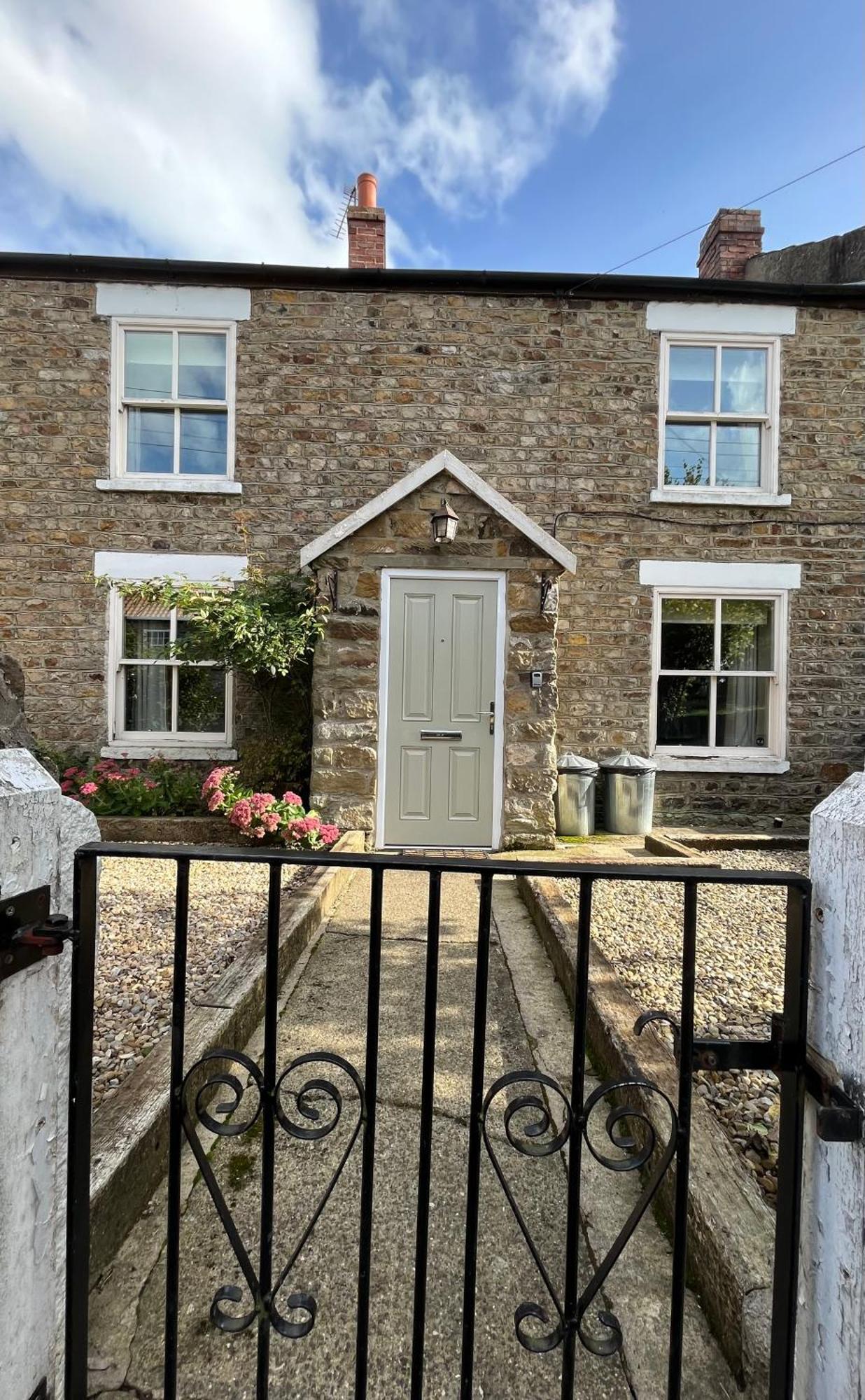 Wensleydale Stone Cottage Hunton  Exterior photo